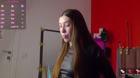 Nicole online show from April 2026 01:47:01 AM