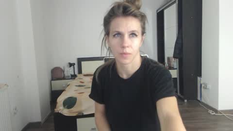 Snapshot of sellena_angels chatting on January 2025 10:52:01 AM sellena_angels online show from January 2025 10:52:01 AM