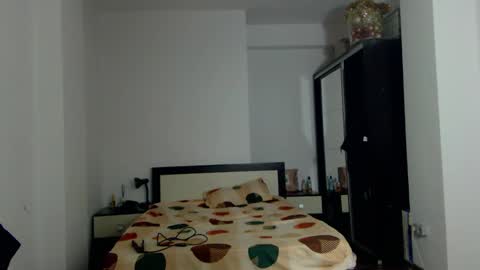 Snapshot of sellena_angels chatting on January 2025 05:49:01 PM sellena_angels online show from January 2025 05:49:01 PM
