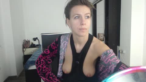 Snapshot of sellena_angels chatting on February 2025 08:51:02 AM sellena_angels online show from February 2025 08:51:02 AM