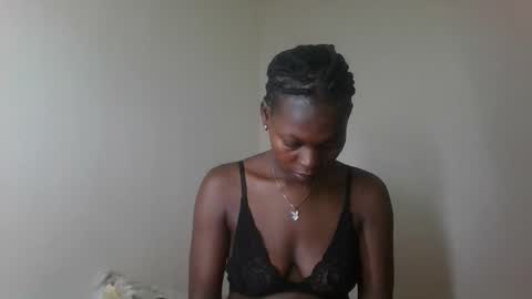 Snapshot of sellinprinces chatting on October 2025 12:47:01 PM sellinprinces online show from October 2025 12:47:01 PM