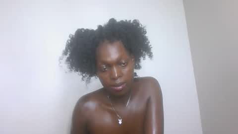 sellinprinces online show from November 2025 10:03:02 PM