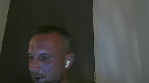 sence08 online show from October 2025 06:31:01 PM