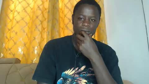 Snapshot of sensation_2 chatting on April 2026 09:39:01 AM Charles online show from April 2026 09:39:01 AM