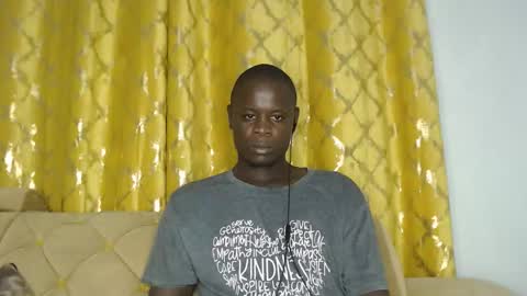 Snapshot of sensation_2 chatting on May 2026 08:25:01 PM Charles online show from May 2026 08:25:01 PM