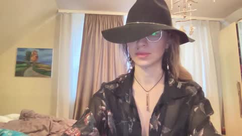 Snapshot of senseinner chatting on September 2025 01:16:01 PM senseinner online show from September 2025 01:16:01 PM