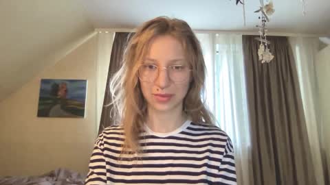 Snapshot of senseinner chatting on October 2025 06:33:01 AM senseinner online show from October 2025 06:33:01 AM