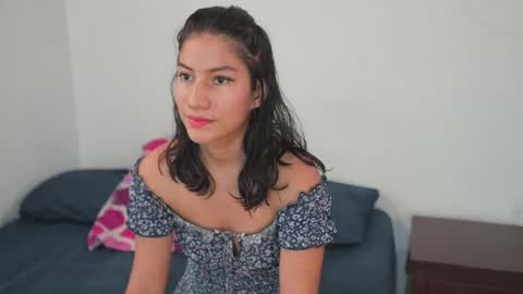 Snapshot of senssual_goddess chatting on February 2025 08:10:02 PM senssual_goddess online show from February 2025 08:10:02 PM