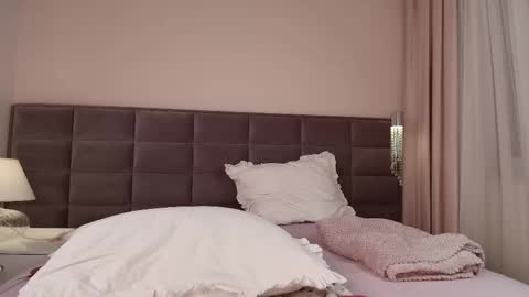 Snapshot of sensual_jasmine chatting on February 2025 04:57:01 PM Jasmine online show from February 2025 04:57:01 PM