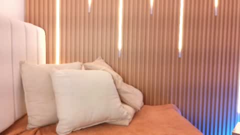 Sensual Kim77 online show from July 2026 01:17:01 PM