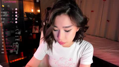 Snapshot of sensualily chatting on February 2026 03:59:01 PM Kiki online show from February 2026 03:59:01 PM