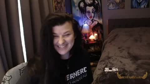 Snapshot of sentfrmheaven chatting on May 2026 12:11:02 PM Tara online show from May 2026 12:11:02 PM