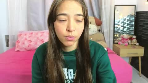 serafina_ online show from December 2025 11:26:02 AM