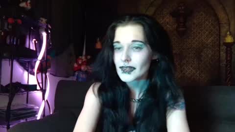 Seraphin Munster online show from September 2025 09:29:02 PM