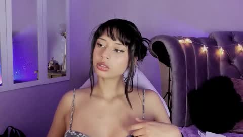 Seren  Follow me online show from October 2025 03:04:02 AM