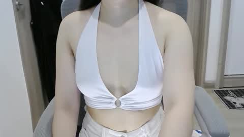 Lina online show from April 2026 06:40:02 AM