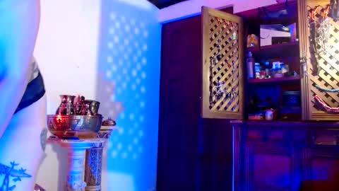 Snapshot of serena_xyz chatting on November 2025 05:47:02 PM Serena Xyz online show from November 2025 05:47:02 PM