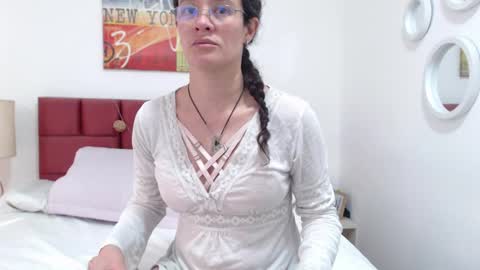 sereneclarks_ online show from December 2024 01:07:02 PM