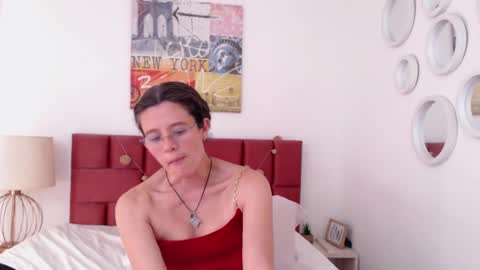 sereneclarks_ online show from December 2024 06:24:02 PM