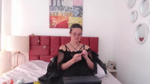 sereneclarks_ online show from January 2025 03:26:01 PM
