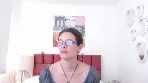 sereneclarks_ online show from January 2025 12:32:02 PM