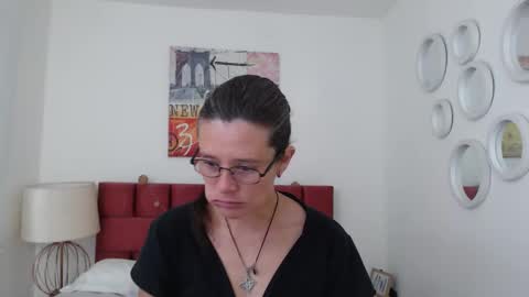 sereneclarks_ online show from January 2025 12:29:02 PM