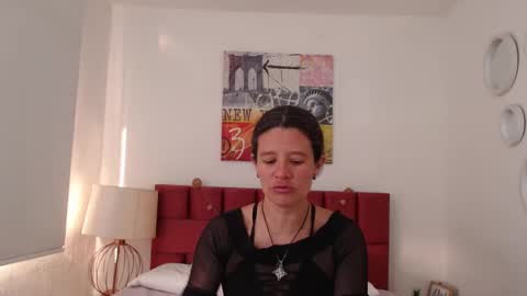sereneclarks_ online show from February 2025 12:47:01 PM