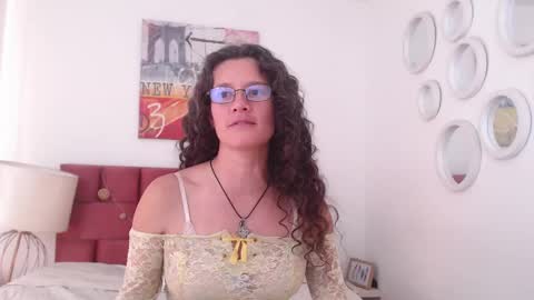 sereneclarks_ online show from February 2025 06:51:01 PM