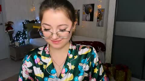 Snapshot of sereneflame chatting on January 2025 04:14:02 PM Ophelia online show from January 2025 04:14:02 PM