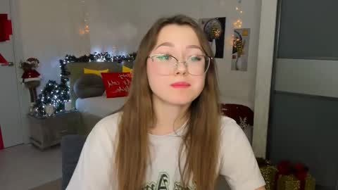 Snapshot of sereneflame chatting on January 2025 07:21:01 PM Ophelia online show from January 2025 07:21:01 PM