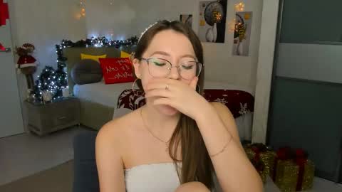 Snapshot of sereneflame chatting on January 2025 01:06:02 PM Ophelia online show from January 2025 01:06:02 PM