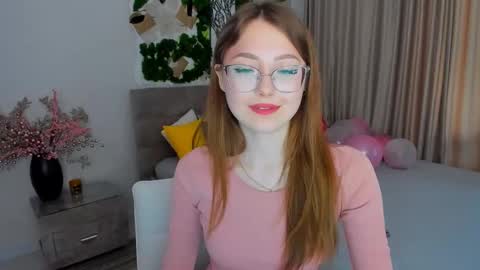 Snapshot of sereneflame chatting on February 2025 07:15:01 AM Ophelia online show from February 2025 07:15:01 AM