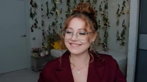 Snapshot of sereneflame chatting on September 2025 06:08:02 PM Ophelia online show from September 2025 06:08:02 PM