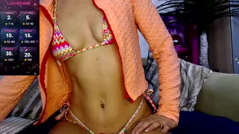 Snapshot of serenexxmilf chatting on February 2025 07:23:01 AM serenexx your MILF online show from February 2025 07:23:01 AM