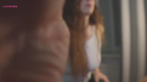 Hey Guys and Girls non-binary personalities  Im Sereta online show from December 2024 02:04:01 PM