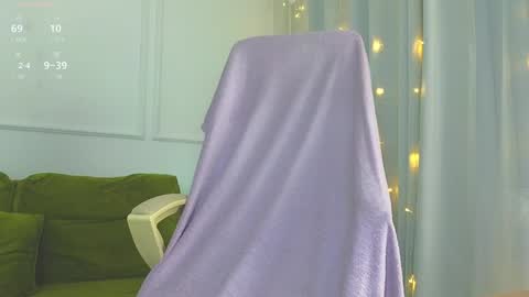 Hey Guys and Girls non-binary personalities  Im Sereta online show from December 2024 01:27:02 PM