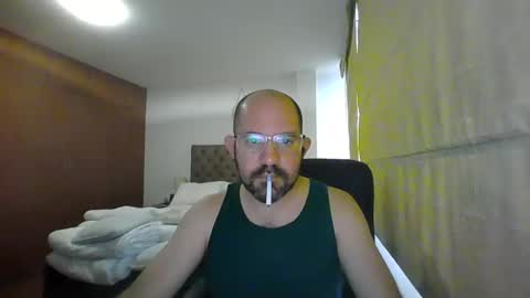 Snapshot of sergioruzafa80 chatting on December 2024 01:36:02 PM Sergio Russafa online show from December 2024 01:36:02 PM