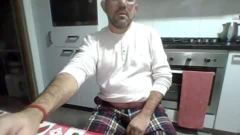 Snapshot of sergioruzafa80 chatting on October 2025 02:44:01 AM Sergio Russafa online show from October 2025 02:44:01 AM