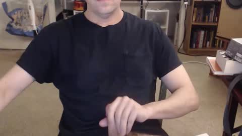 sergiovalenti online show from April 2026 06:28:01 PM