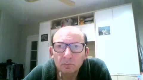 serrano49 online show from April 2026 01:43:01 AM