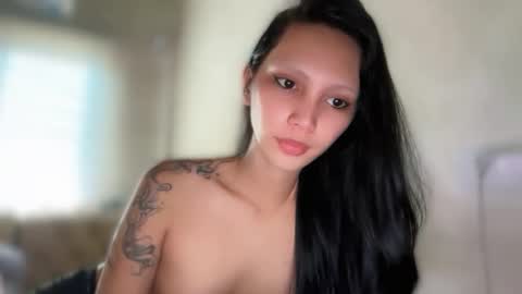 Snapshot of service_dolly69 chatting on May 2026 02:07:01 AM service_dolly69 online show from May 2026 02:07:01 AM