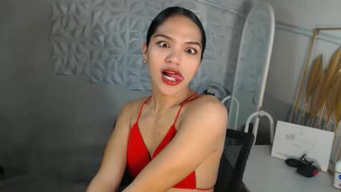 Bella online show from April 2026 03:15:02 PM