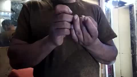 Snapshot of servingfems chatting on November 2025 06:40:02 PM servingfems online show from November 2025 06:40:02 PM