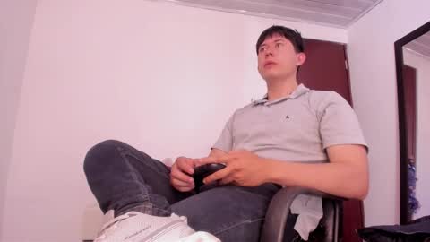 Snapshot of setsuna_10 chatting on September 2025 10:15:02 PM david online show from September 2025 10:15:02 PM