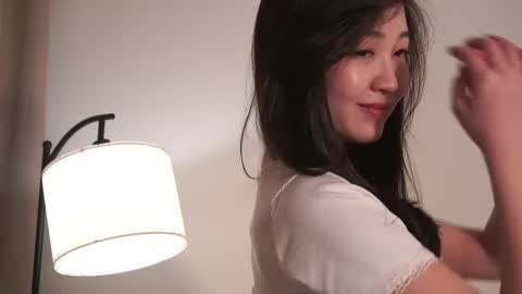 Snapshot of seulbi chatting on March 2025 03:24:01 PM Sana online show from March 2025 03:24:01 PM