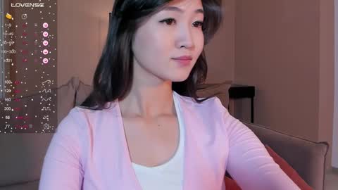 Snapshot of seulbi chatting on September 2025 02:51:01 PM Sana online show from September 2025 02:51:01 PM