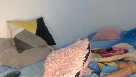 Snapshot of sex_forever77 chatting on October 2025 06:33:01 AM Karol y antony online show from October 2025 06:33:01 AM