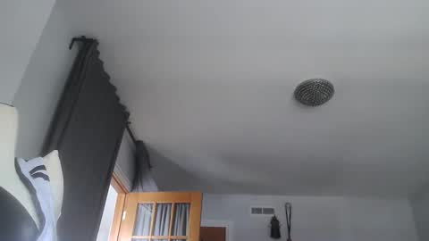 sexbrute online show from April 2026 01:05:01 PM