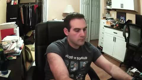 Kyle online show from December 2025 01:14:02 AM