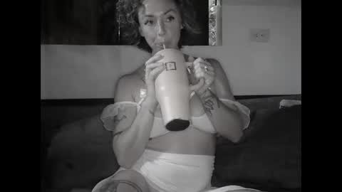 Snapshot of sexnchocolate chatting on September 2025 09:48:01 PM Trixy Rose online show from September 2025 09:48:01 PM